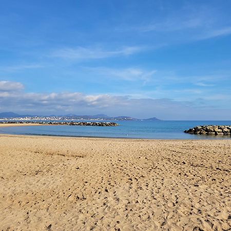 Appartement L'Evasion, Vue Mer, Plages A Pied Fréjus エクステリア 写真