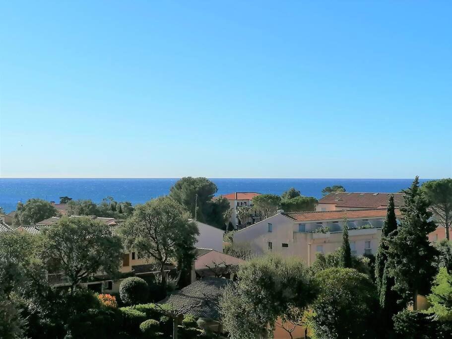 Appartement L'Evasion, Vue Mer, Plages A Pied Fréjus エクステリア 写真